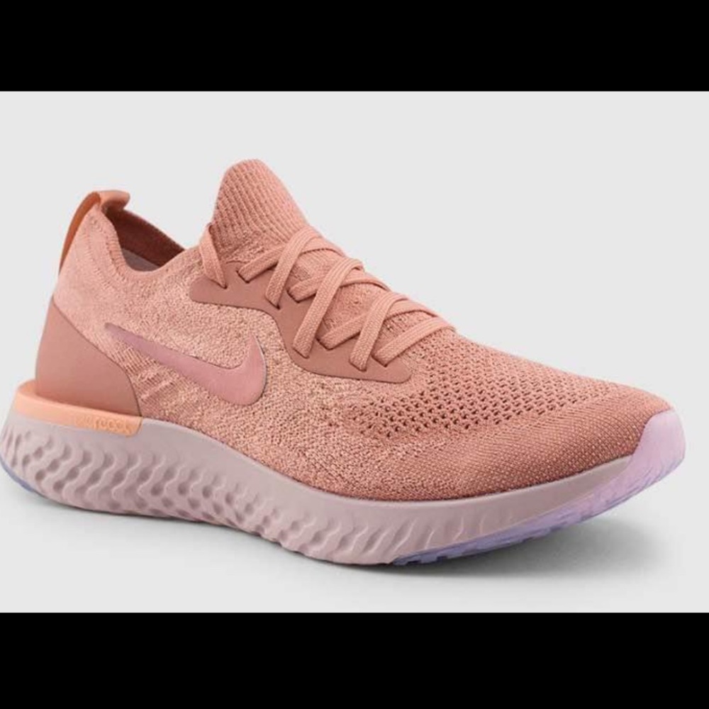 Nike Epic React Flyinit Shoes in Pearl Pink
